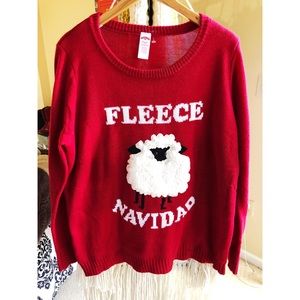 Oversized Fleece Navidad Shirt